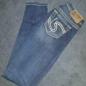 NWOT Silver Ripped Jean